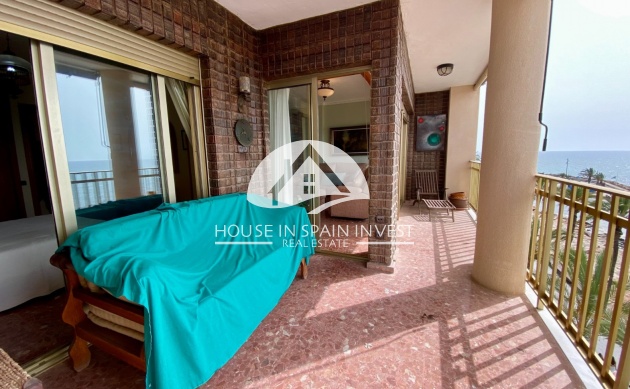 Resale - Apartment  - Torrevieja - Playa del Cura