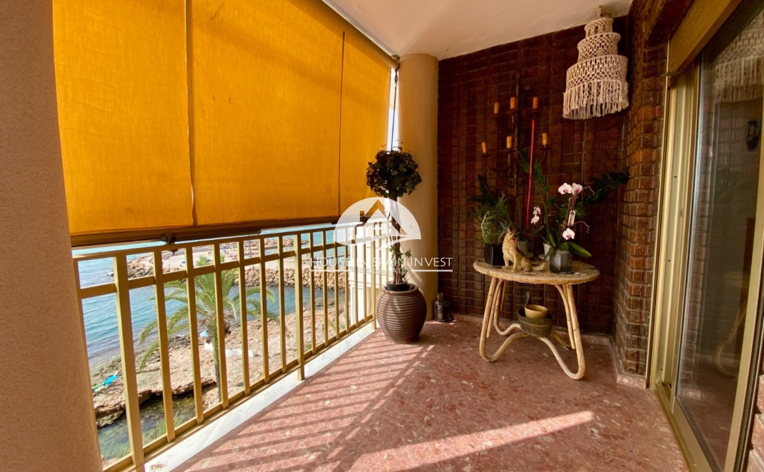 Resale - Apartment  - Torrevieja - Playa del Cura