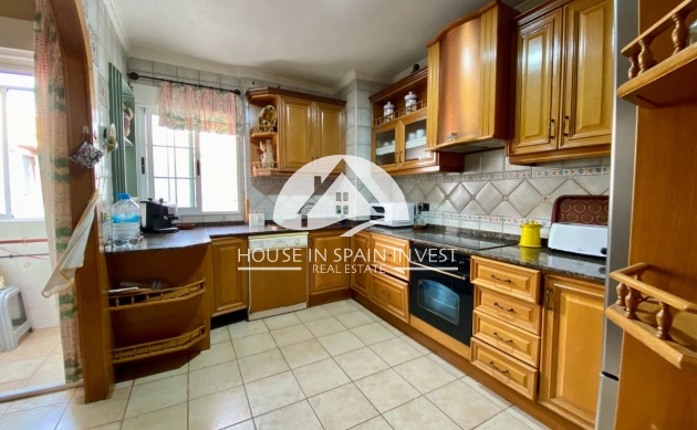 Resale - Apartment  - Torrevieja - Playa del Cura