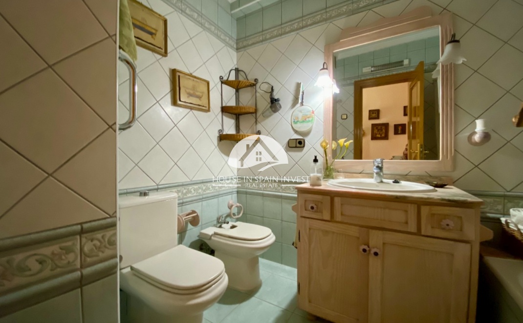 Resale - Apartment  - Torrevieja - Playa del Cura