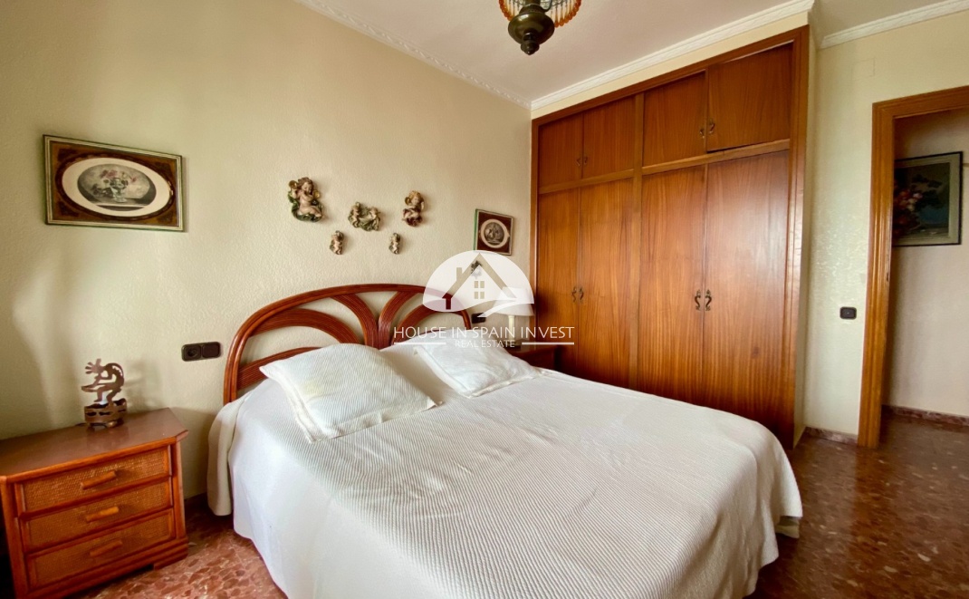 Resale - Apartment  - Torrevieja - Playa del Cura