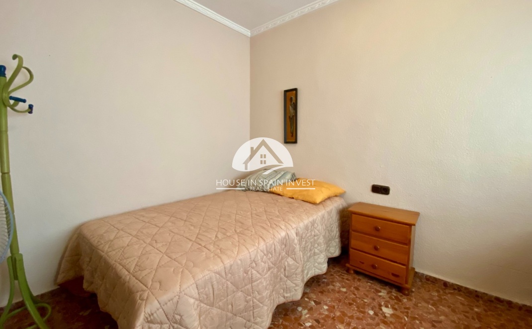 Resale - Apartment  - Torrevieja - Playa del Cura