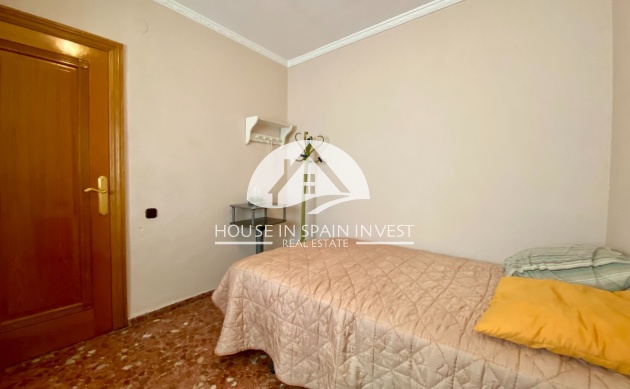 Resale - Apartment  - Torrevieja - Playa del Cura