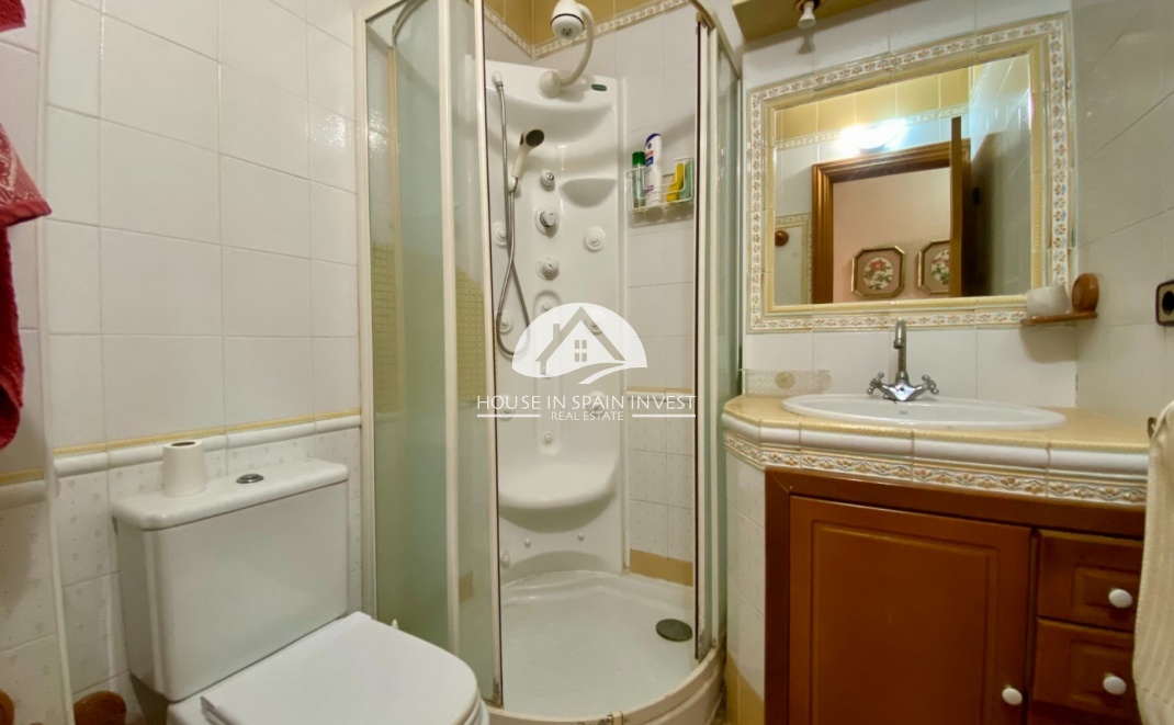 Resale - Apartment  - Torrevieja - Playa del Cura