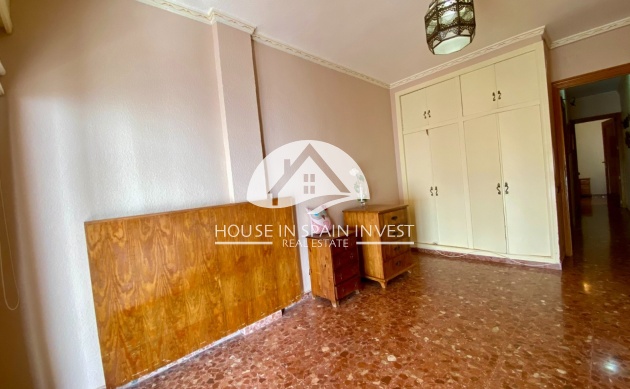 Resale - Apartment  - Torrevieja - Playa del Cura