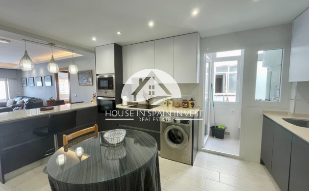 Herverkoop - Appartement - Torrevieja - Playa del Cura