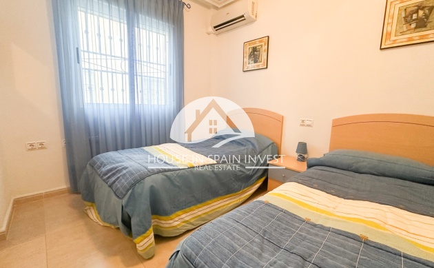 Resale - Apartment  - Orihuela Costa - Los Altos