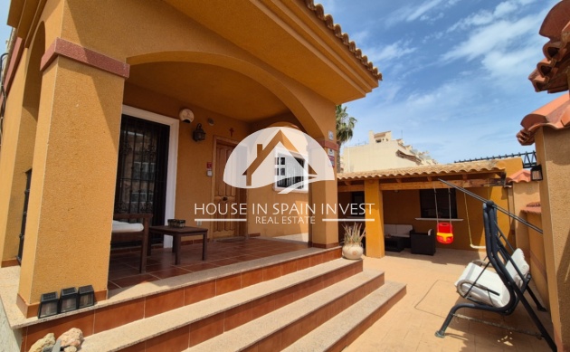 Resale - Villa - Torrevieja - Costa Blanca