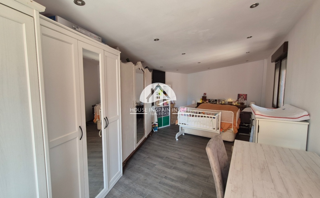 Resale - Villa - Torrevieja - Costa Blanca