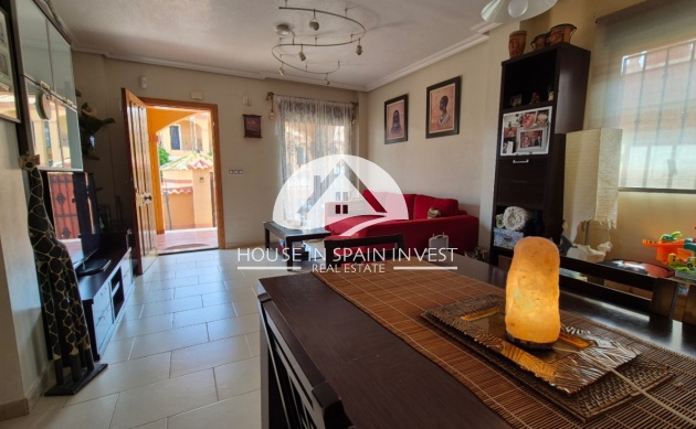 Resale - Villa - Torrevieja - Costa Blanca