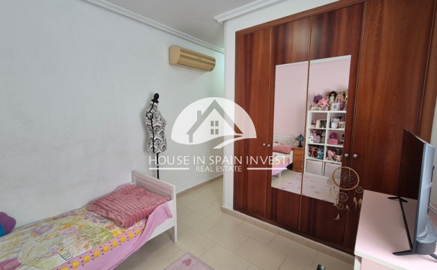 Resale - Villa - Torrevieja - Costa Blanca