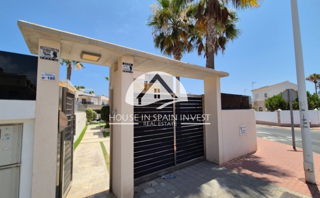 Resale - Villa - Torrevieja - Costa Blanca