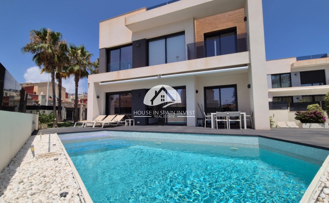 Resale - Villa - Torrevieja - Costa Blanca