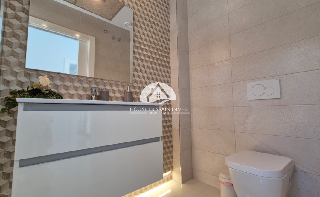 Resale - Villa - Torrevieja - Costa Blanca