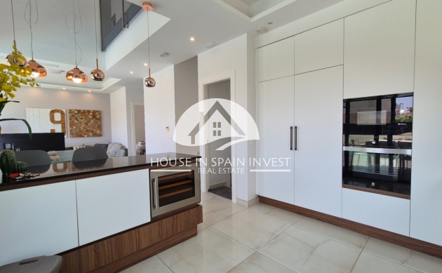 Resale - Villa - Torrevieja - Costa Blanca