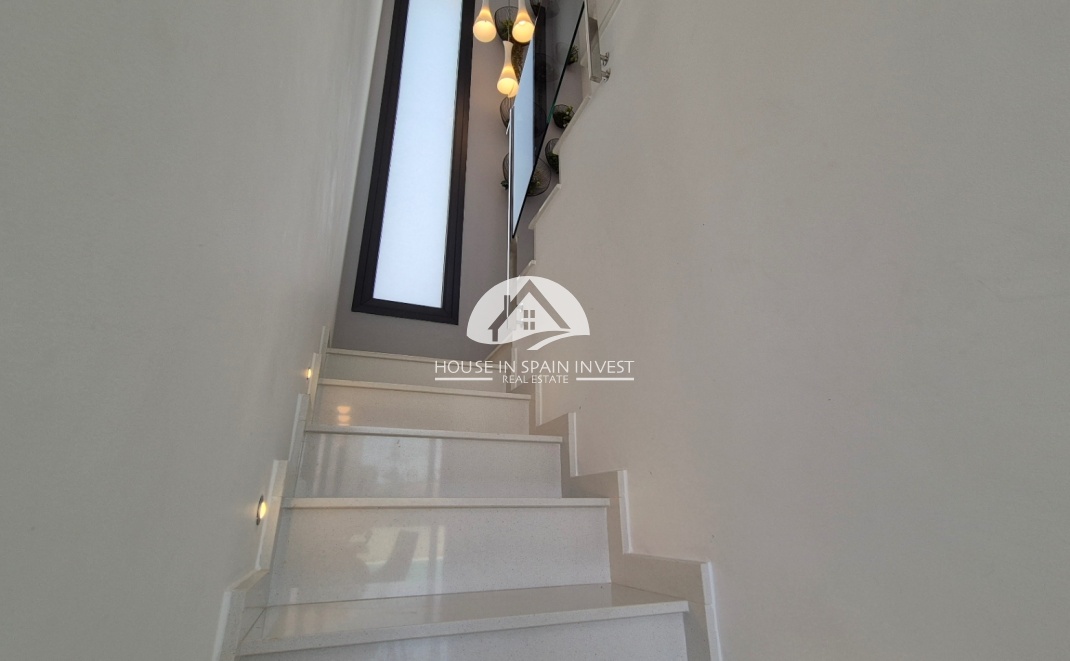 Resale - Villa - Torrevieja - Costa Blanca