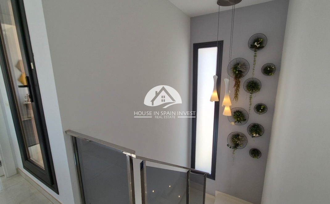 Resale - Villa - Torrevieja - Costa Blanca