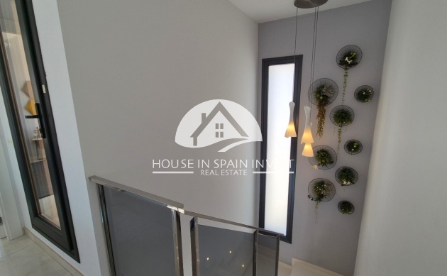 Resale - Villa - Torrevieja - Costa Blanca