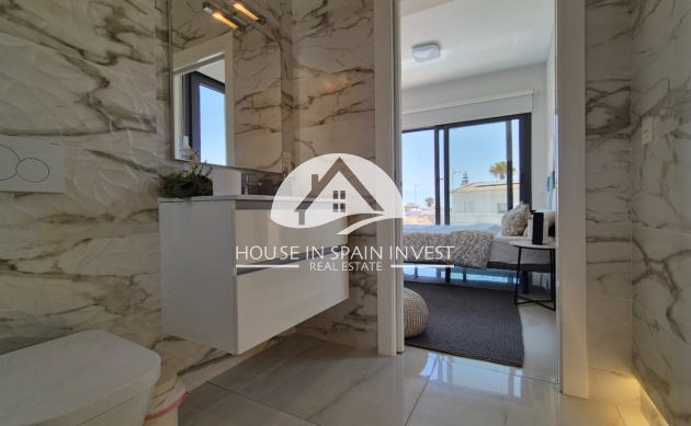 Resale - Villa - Torrevieja - Costa Blanca