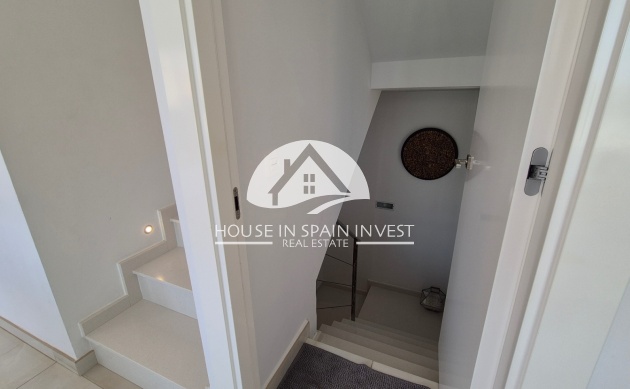 Resale - Villa - Torrevieja - Costa Blanca