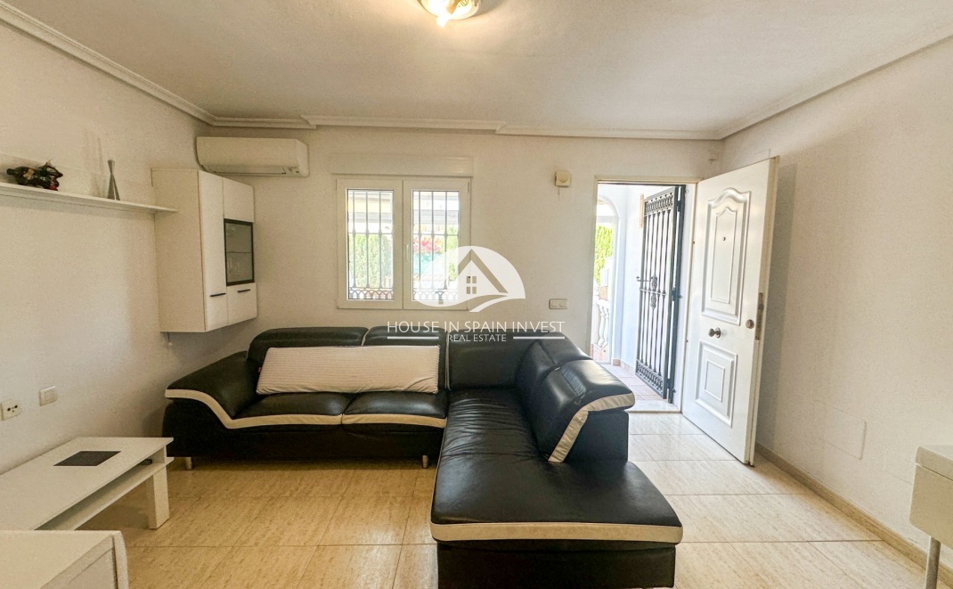 Resale - Townhouse - Torrevieja - Nueva Torrevieja