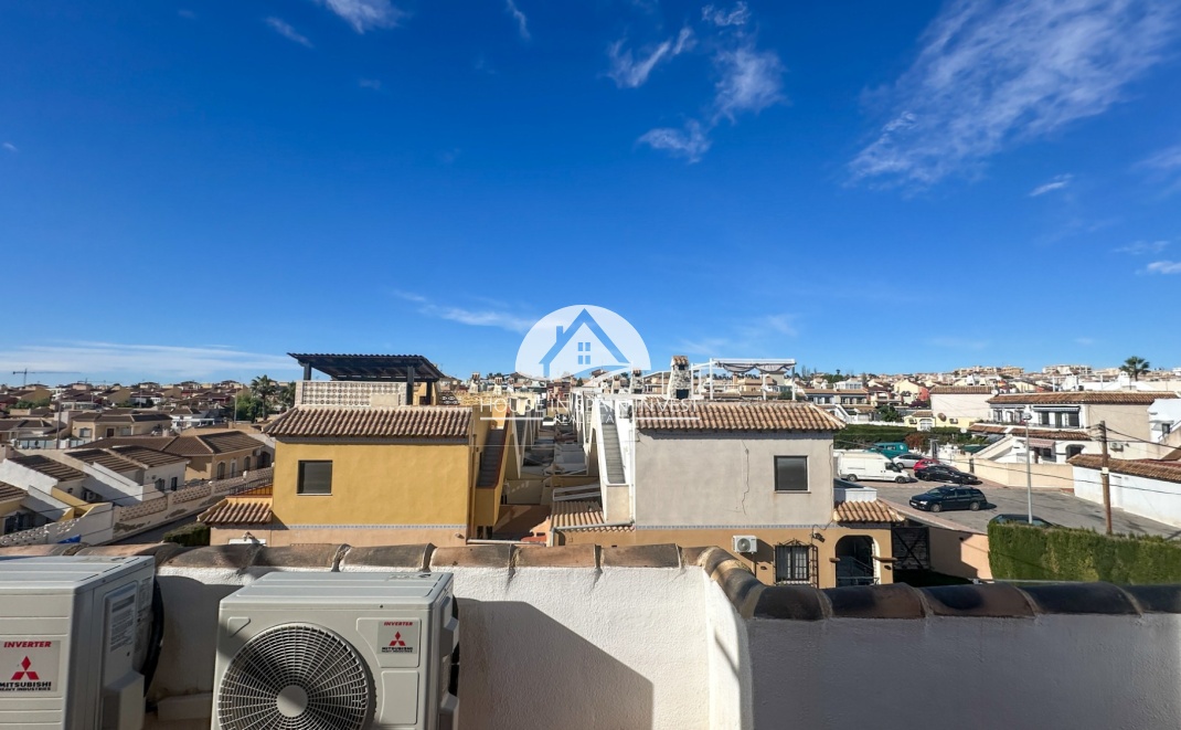 Resale - Townhouse - Torrevieja - Nueva Torrevieja