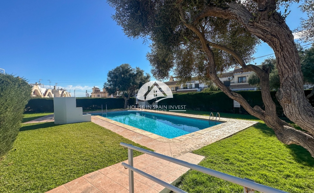 Resale - Townhouse - Torrevieja - Nueva Torrevieja