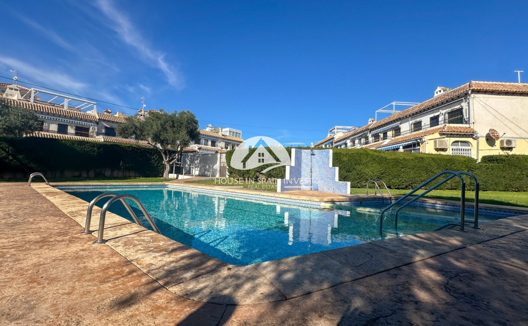 Resale - Townhouse - Torrevieja - Nueva Torrevieja