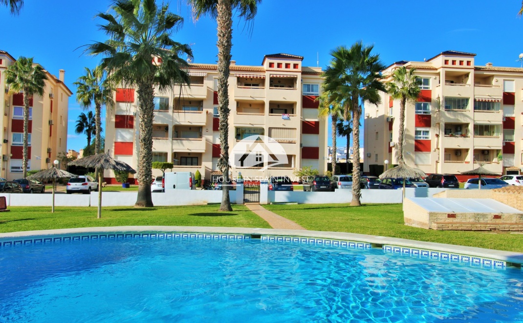 Resale - Apartment  - Orihuela Costa - Playa Flamenca