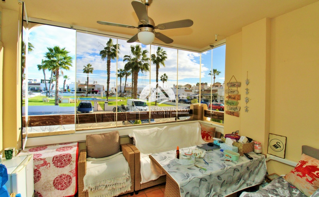 Resale - Apartment  - Orihuela Costa - Playa Flamenca