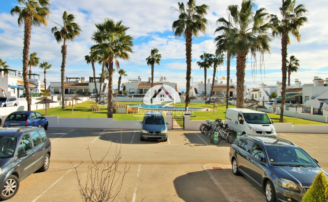 Resale - Apartment  - Orihuela Costa - Playa Flamenca