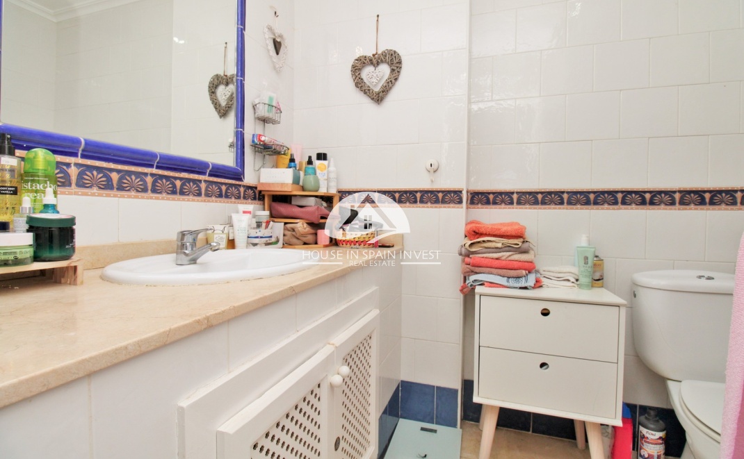 Resale - Apartment  - Orihuela Costa - Playa Flamenca