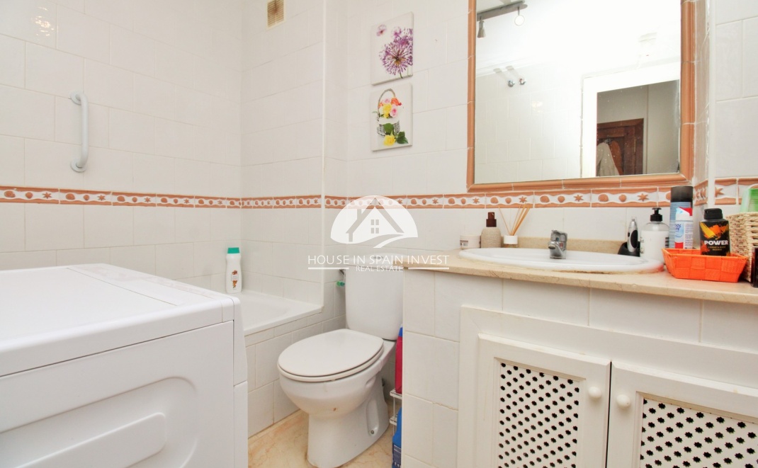 Resale - Apartment  - Orihuela Costa - Playa Flamenca