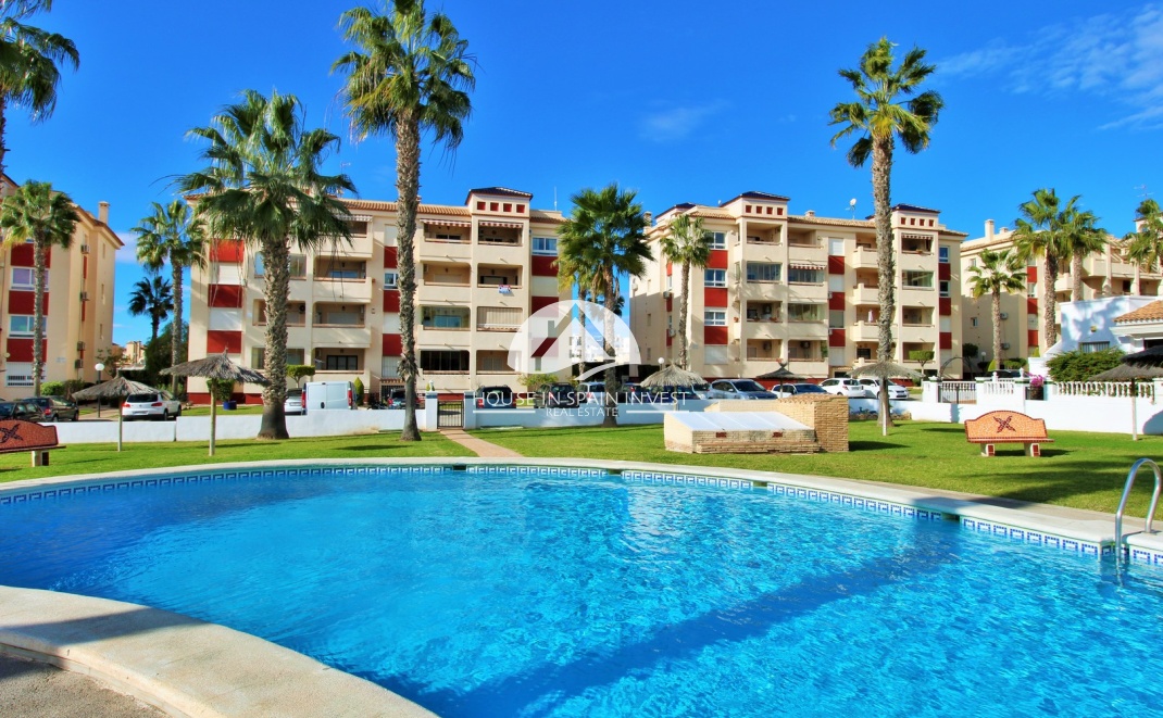 Resale - Apartment  - Orihuela Costa - Playa Flamenca