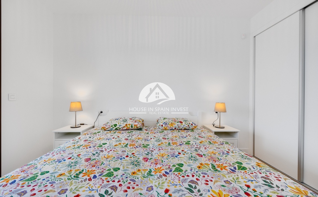 Resale - Apartment  - Orihuela Costa - Villamartín