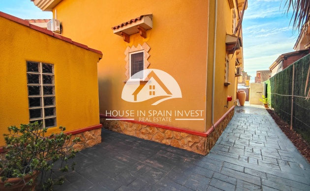 Herverkoop - Villa - Guardamar del Segura - El Raso