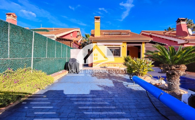 Herverkoop - Villa - Guardamar del Segura - El Raso