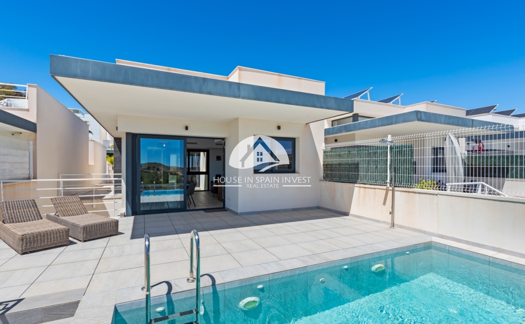 Herverkoop - Villa - San Miguel de Salinas - Costa Blanca