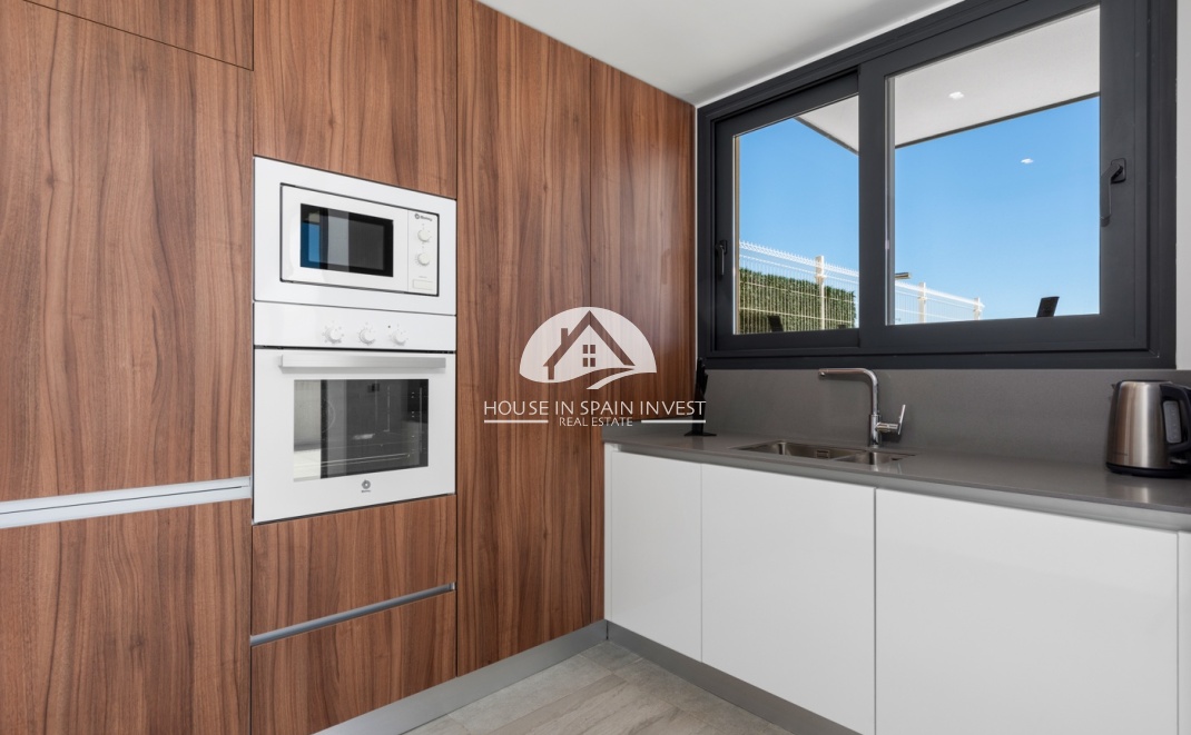 Herverkoop - Villa - San Miguel de Salinas - Costa Blanca