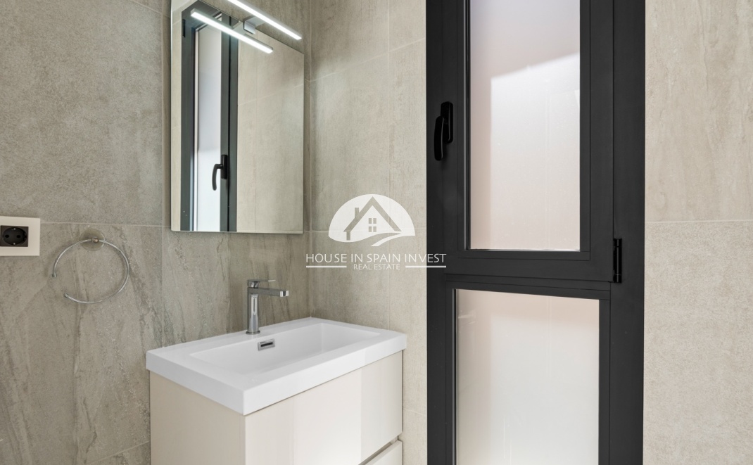 Herverkoop - Villa - San Miguel de Salinas - Costa Blanca