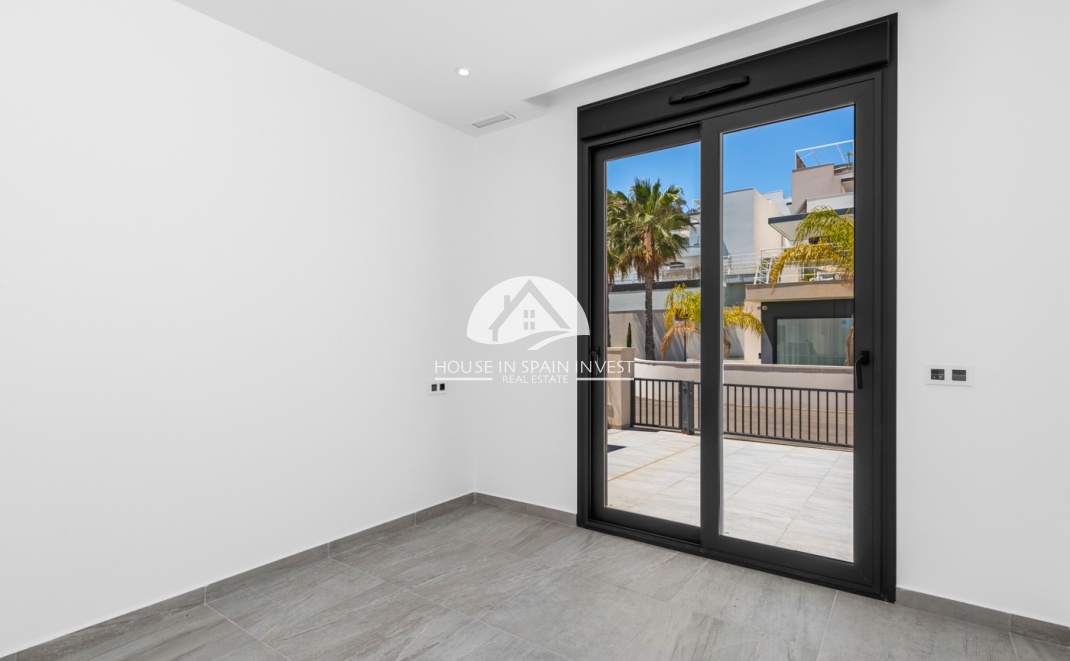 Herverkoop - Villa - San Miguel de Salinas - Costa Blanca