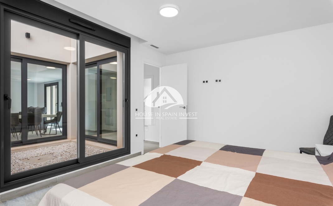 Herverkoop - Villa - San Miguel de Salinas - Costa Blanca