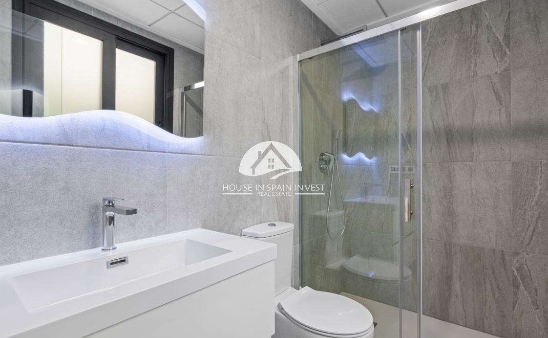 Herverkoop - Villa - San Miguel de Salinas - Costa Blanca