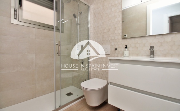 Resale - Villa - Orihuela Costa - Villamartín