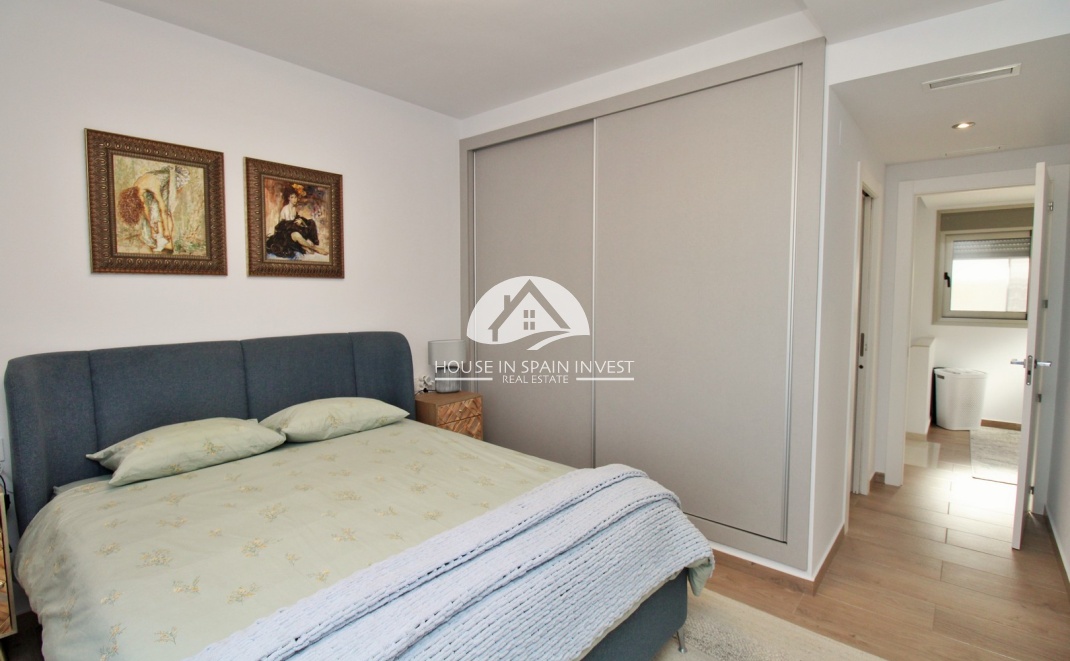 Resale - Villa - Orihuela Costa - Villamartín