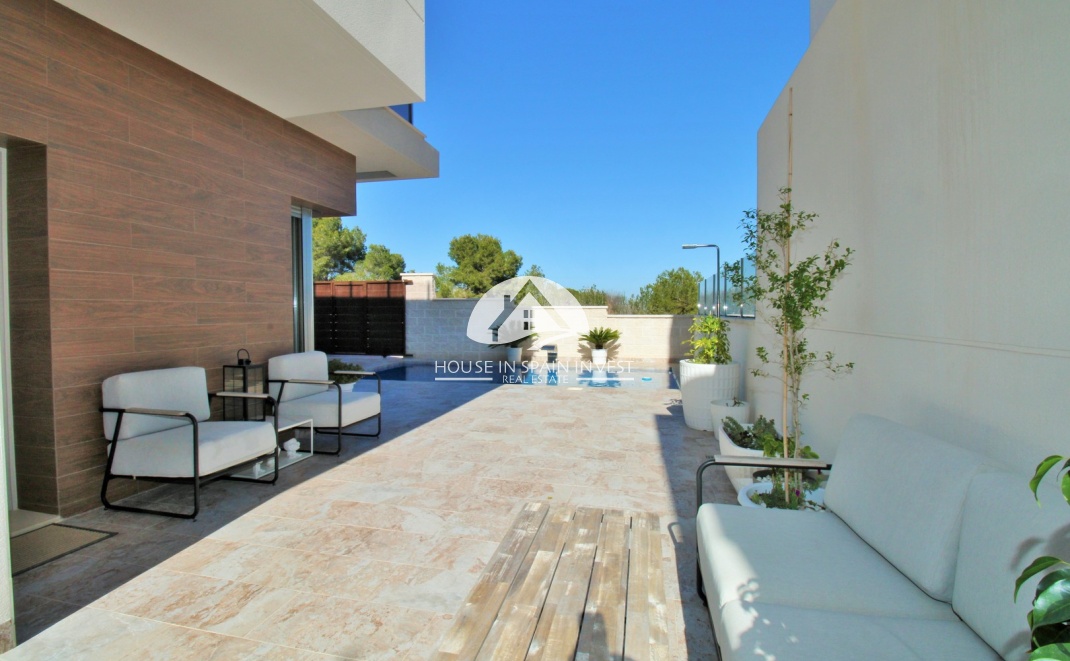 Resale - Villa - Orihuela Costa - Villamartín