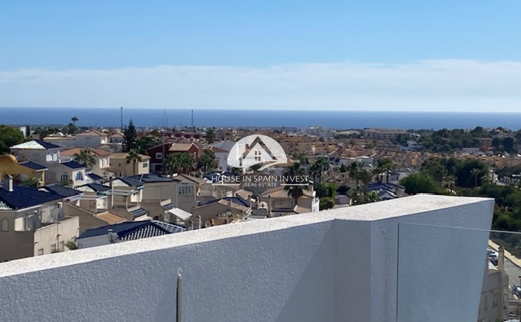 Resale - Villa - Torrevieja - Los Balcones  