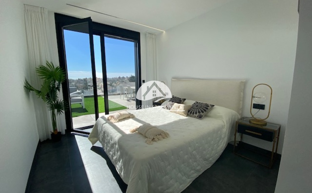 Resale - Villa - Torrevieja - Los Balcones  