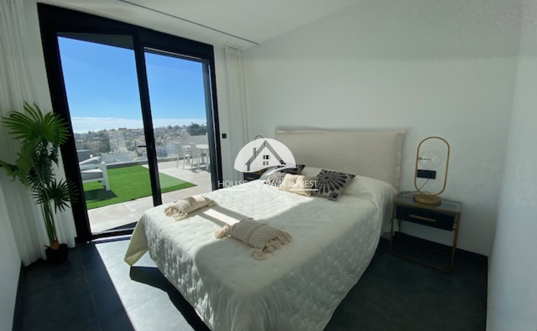 Resale - Villa - Torrevieja - Los Balcones  