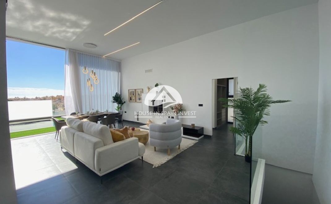 Resale - Villa - Torrevieja - Los Balcones  